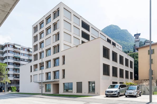 Tertianum-Du-lac-Fassade-Casa-Montagna