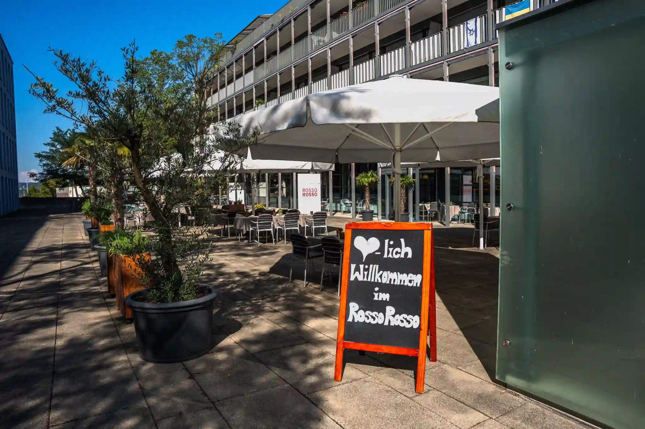 Tertianum-Restaurant-RossoRosso-Terrasse